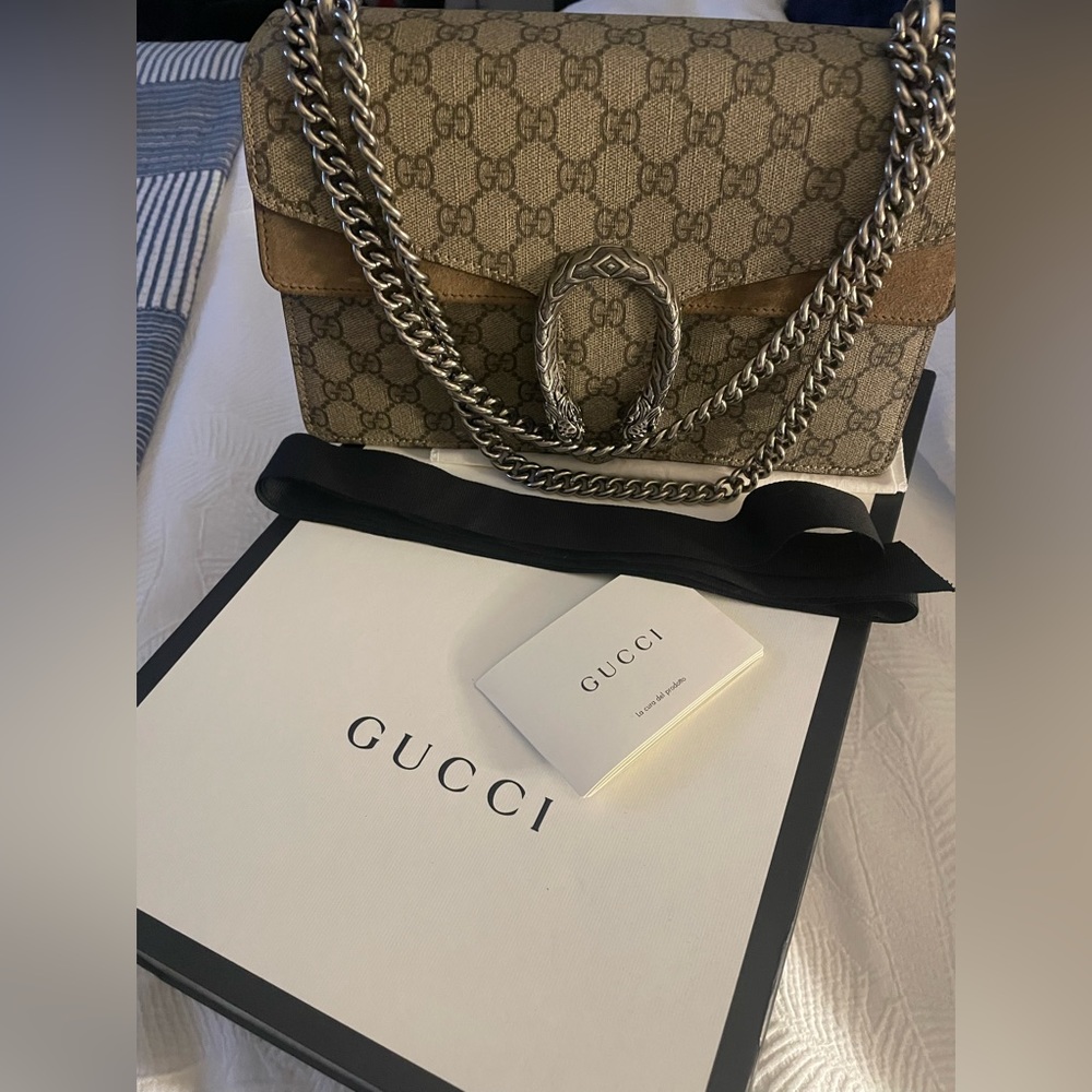 Gucci GG Supreme Dionysus Small Shoulder Bag